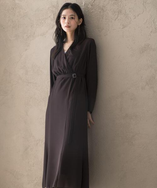 URBAN RESEARCH ROSSO WOMEN（アーバンリサーチ　ロッソ）の「マルチWAYカシュクールワンピース（ワンピース・レディース・ブラウン/ブラック・FREE）」の22枚目の写真