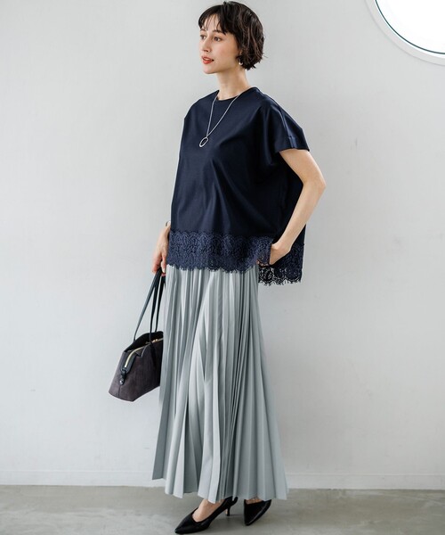 23区 L(ニジュウサンクオオキイサイズ)の「コットンフォルムレースコンビ カットソー(Tシャツ/カットソー・レディース・ライトグレー系/グレー系/ホワイト系・44/46)」の12枚目の写真