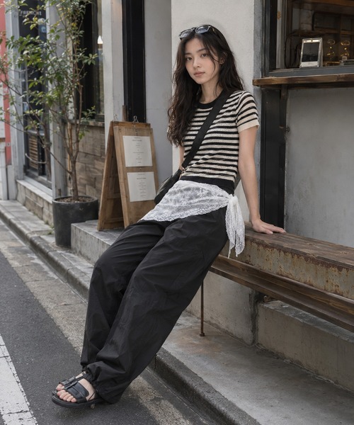 KONVINI(コンビニ)の「【KONVINI select】フラワーレースラップスカート レディース レイヤードスカート 重ね着 シアーレース バレエコア 韓国ファッション(スカート・レディース・ブラック/ホワイト・FREE)」の1枚目の写真
