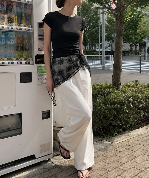KONVINI(コンビニ)の「【KONVINI select】フラワーレースラップスカート レディース レイヤードスカート 重ね着 シアーレース バレエコア 韓国ファッション(スカート・レディース・ブラック/ホワイト・FREE)」の2枚目の写真