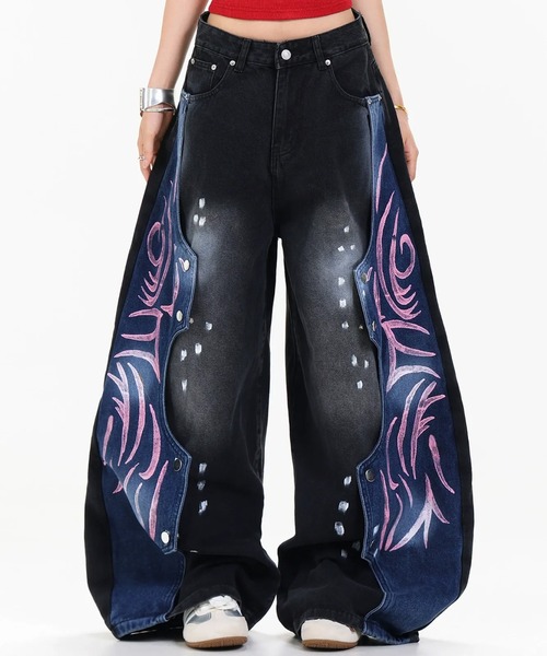 mushwear(マッシュウェア)の「グラフィックデニムパンツ(デニムパンツ・メンズ・ブラック・SMALL/LARGE/X-LARGE/XX-LARGE)」の1枚目の写真
