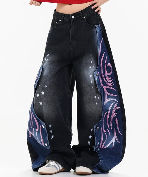 mushwear(マッシュウェア)の「グラフィックデニムパンツ(デニムパンツ・メンズ・ブラック・SMALL/LARGE/X-LARGE/XX-LARGE)」の2枚目の写真