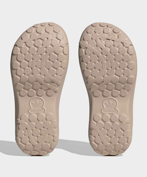 adidas(アディダス)の「アディフォーム スタンスミス ミュール / Adifom Stan Smith Mule / 厚底サンダル / ミュールスニーカー / アディダスオリジナルス adidas Originals(サンダル・レディース・ブラウン・22.5cm/23.5cm/24.5cm/25.5cm/26.5cm/27.5cm)」の3枚目の写真