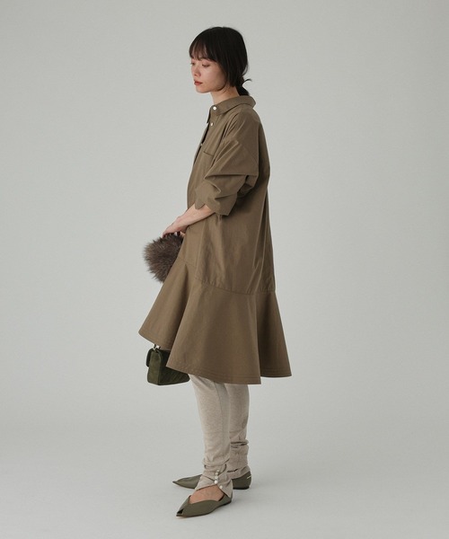 BABYLONE(バビロン)の「ペプラムシャツワンピース(シャツワンピース・レディース・ホワイト/カーキ・フリー)」の15枚目の写真