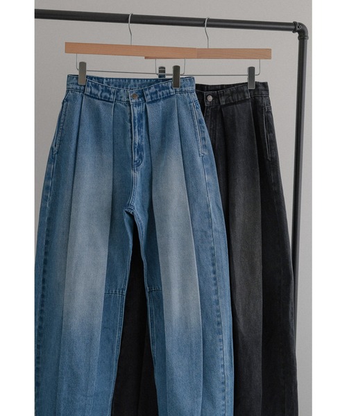 tento(テント)の「Tucked Barrel-Leg Jeans(デニムパンツ・レディース・ブルー/ブラック・36/38)」の9枚目の写真