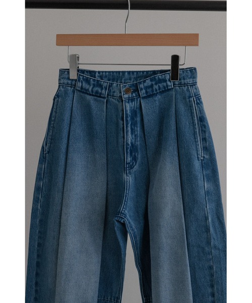 tento(テント)の「Tucked Barrel-Leg Jeans(デニムパンツ・レディース・ブルー/ブラック・36/38)」の14枚目の写真