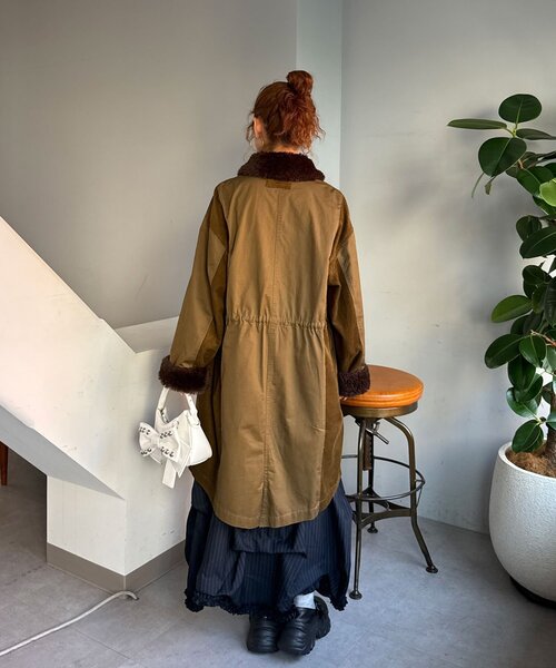 CIAOPANIC(チャオパニック)の「【UNESS/ユーネス】コーデュロイ切替モッズボアコート(ブルゾン・レディース・カーキ/ブラック・FREE)」の21枚目の写真