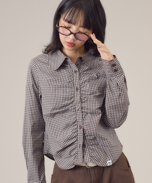 apres jour mignon(アプレジュールミニョン)の「アソート柄シャーリングシャツ(シャツ/ブラウス・レディース・ベージュ/チャコールグレー/ブラウン系その他/オフホワイト・LARGE/フリー)」の21枚目の写真