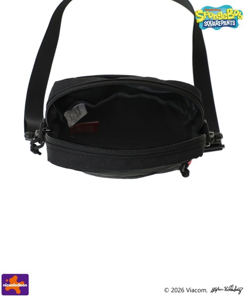 Manhattan Portage（マンハッタンポーテージ）の「CITY LIGHTS (SM) W/PL VER 2 BP CORDURA RIPSTOP POLYESTER / SPONGE BOB（ショルダーバッグ・メンズ・ブラック・X-SMALL）」の6枚目の写真