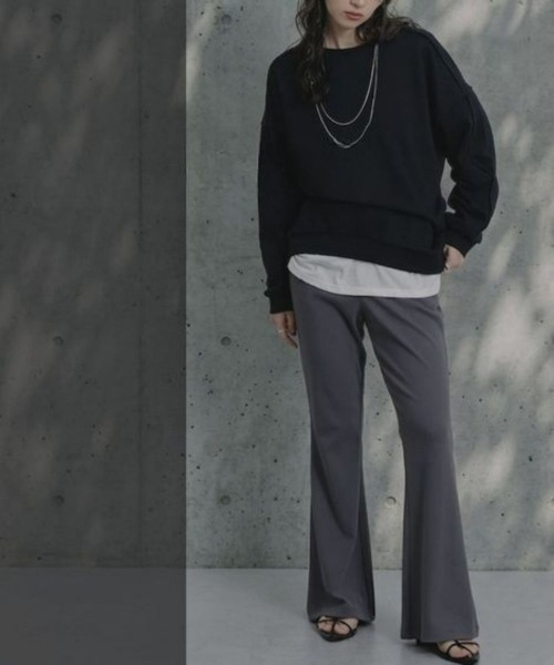 Soiunique（スワユニーク）の「フレアシルエットリブパンツ［Soiunique］（その他パンツ・レディース・チャコールグレー/ブラック・LL/L/M）」の8枚目の写真