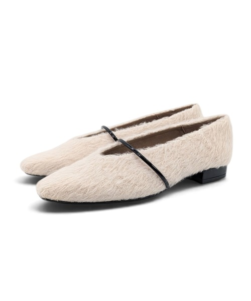 ALUNE(アルネ)の「2WAYバブーシュパンプス(バレエシューズ・レディース・アイボリー/ブラック・22.5cm/24.5cm/24cm/23.5cm/23cm)」の6枚目の写真