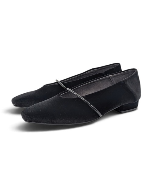 ALUNE(アルネ)の「2WAYバブーシュパンプス(バレエシューズ・レディース・アイボリー/ブラック・22.5cm/24.5cm/24cm/23.5cm/23cm)」の15枚目の写真