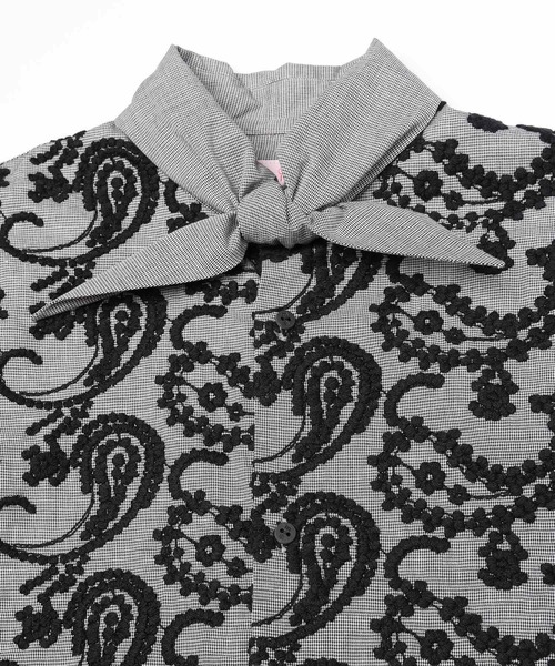 mintdesigns(ミントデザインズ)の「Layered Paisley Tie Collar Shirt(シャツ/ブラウス・レディース・ブラック/サックスブルー・ONESIZE)」の12枚目の写真