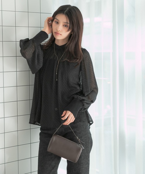 URBAN RESEARCH ROSSO WOMEN(アーバンリサーチ ロッソ)の「ハイネックボリュームスリーブブラウス(シャツ/ブラウス・レディース・ピンク/ブラック/アイボリー・FREE)」の2枚目の写真