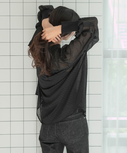 URBAN RESEARCH ROSSO WOMEN(アーバンリサーチ ロッソ)の「ハイネックボリュームスリーブブラウス(シャツ/ブラウス・レディース・ピンク/ブラック/アイボリー・FREE)」の15枚目の写真