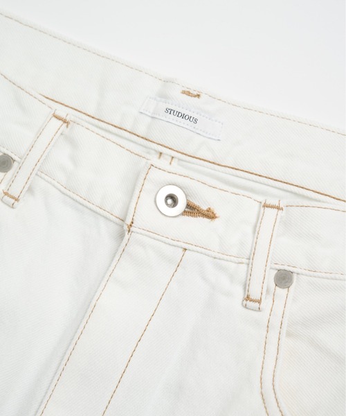 STUDIOUS(ステュディオス)の「【STUDIOUS】Barrel Denim pants(デニムパンツ・メンズ・ブルー/ネイビー/ホワイト・1/2)」の9枚目の写真