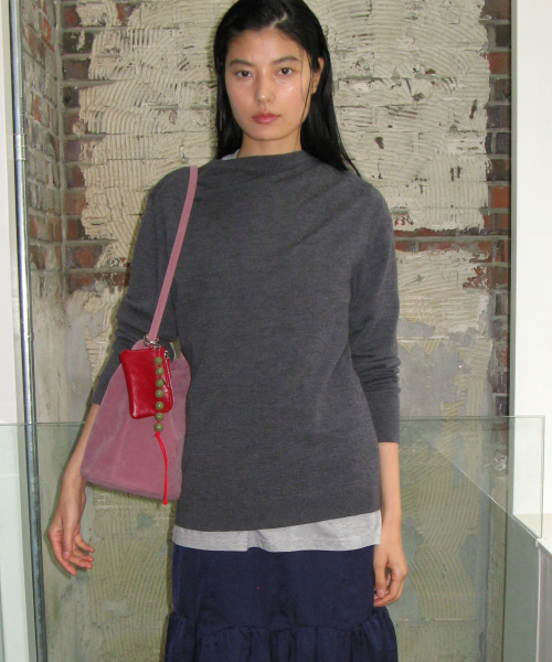 POTE（ポテ）の「0016 Soft Bucket Bag_Pale Rose（ショルダーバッグ・レディース・その他・FREE）」の5枚目の写真