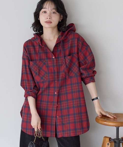 HEART MARKET(ハートマーケット)の「チェックフードシャツチュニック(シャツ/ブラウス・レディース・グレー/ベージュ/レッド/グリーン/イエロー/ネイビー・FREE)」の6枚目の写真