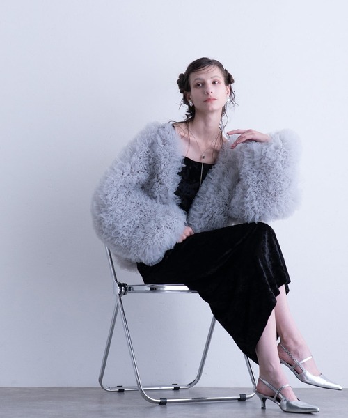 atlo(アトロ)の「チュールフリル ジャケット パーティードレス セレモニー ミドル丈&袖あり 結婚式二次会 デイリー お呼ばれ オケージョンドレス 同窓会成人式(ノーカラージャケット・レディース・チャコール/アイボリー/グレー/ベージュ・FREE)」の10枚目の写真