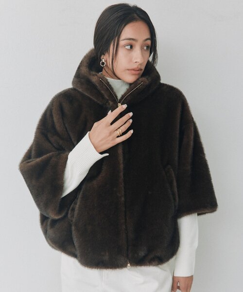 RIVE DROITE(リヴドロワ)の「エコファーポンチョコート(秋服/冬服)(ポンチョ・レディース・ブラウン/グレー系その他・FREE)」の9枚目の写真