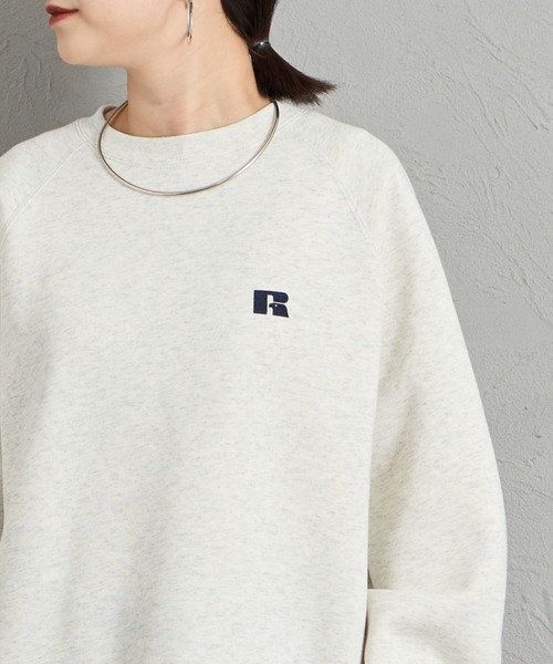 植絨Logo背印大學T