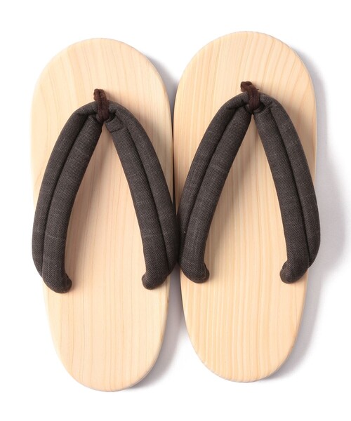 BEAMS JAPAN(ビームス ジャパン)の「うらつか工房 / 別注 下駄 サンダル(サンダル・レディース・ベージュ/ブラック/サックスブルー/レッド/ダークブラウン/ネイビー/ブラウン/オレンジ/ライトグレー/グリーン/ブラウン系その他・SMALL/MEDIUM/LARGE)」の15枚目の写真