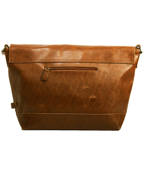 8(eight)（エイト）の「シンプルPUレザーメッセンジャーバッグ