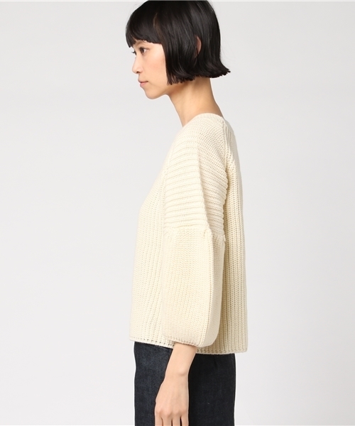 mysty woman（ミスティウーマン）の「アクリルウール畦編み袖タックプルオーバー（ニット/セーター・レディース・アイボリー/ブル－グレ－/ベージュ/ネイビー・FREE）」の6枚目の写真