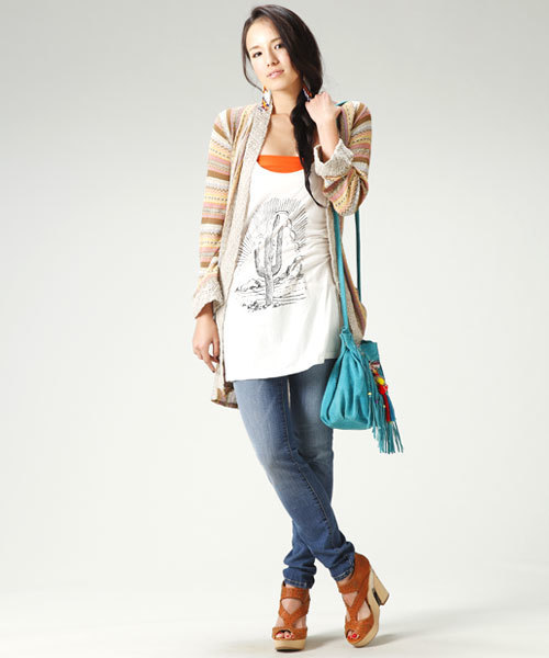 ROSE BUD(ローズバッド)の「(J BRAND)910 SKINNY LEG IN SONGBIRD(デニムパンツ・レディース・ブルー系その他・22/23/24/25/26/27/28)」の9枚目の写真