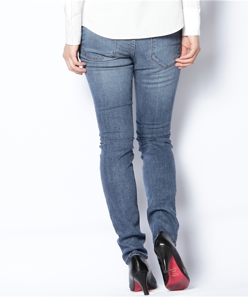 ROSE BUD(ローズバッド)の「(J BRAND)910 SKINNY LEG IN SONGBIRD(デニムパンツ・レディース・ブルー系その他・22/23/24/25/26/27/28)」の2枚目の写真