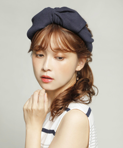 PLAIN CLOTHING（プレーンクロージング）の「【太めフォルムで小顔効果】人気の6カラー☆リブBIGリボンヘアバンド（ヘアバンド・レディース・ライトグレー/ピンク/ブラック/アイボリー/グレー/ネイビー/ベージュ・FREE）」の6枚目の写真