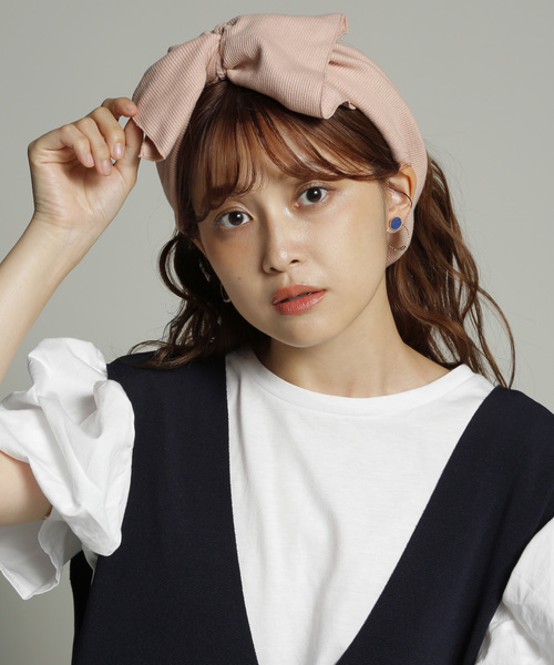 PLAIN CLOTHING（プレーンクロージング）の「【太めフォルムで小顔効果】人気の6カラー☆リブBIGリボンヘアバンド（ヘアバンド・レディース・ライトグレー/ピンク/ブラック/アイボリー/グレー/ネイビー/ベージュ・FREE）」の17枚目の写真
