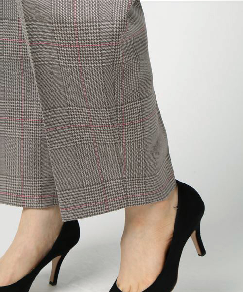 UNITED TOKYO(ユナイテッドトウキョウ)の「グレンチェックワイドテーパードパンツ(スラックス・レディース・ブラウン/グレー・1/2)」の8枚目の写真