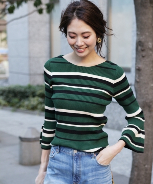 Andemiu(アンデミュウ)の「【WEB限定】ボーダーソデフリルニット781503(ニット/セーター・レディース・グリーン/イエロー/オフホワイト/ブラック・FREE)」の5枚目の写真