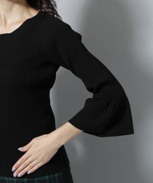 Andemiu(アンデミュウ)の「【WEB限定】ボーダーソデフリルニット781503(ニット/セーター・レディース・グリーン/イエロー/オフホワイト/ブラック・FREE)」の10枚目の写真