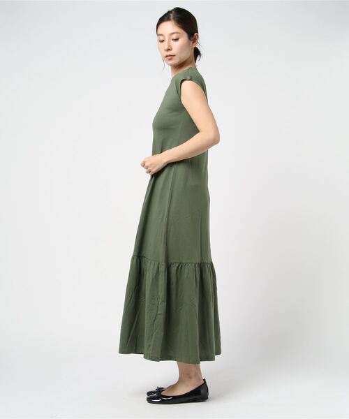 STYLEBLOCK（スタイルブロック）の「天竺フレンチスリーブギャザーマキシワンピース（ワンピース・レディース・ブラック/テラコッタ/カーキ/パープル/ライトベージュ・M）」の6枚目の写真