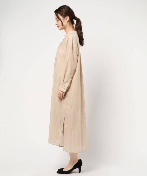 LOWRYS FARM（ローリーズファーム）の「シアーストライプシャツワンピース　831340（ワンピース・レディース・ベージュ/パープル/オフホワイト/ブルー・FREE）」の5枚目の写真