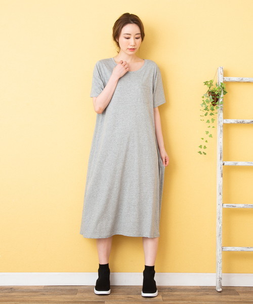 EVLOVE(イヴロヴ)の「ポケット付マキシゆったりTシャツワンピース(ワンピース・レディース・チャコールグレー/ブラック/レッド/カーキ/モカ/杢グレー・15号/13号/17号)」の3枚目の写真