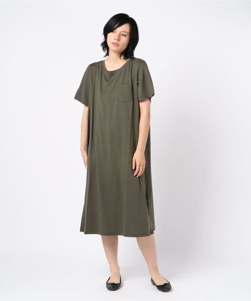EVLOVE(イヴロヴ)の「ポケット付マキシゆったりTシャツワンピース(ワンピース・レディース・チャコールグレー/ブラック/レッド/カーキ/モカ/杢グレー・15号/13号/17号)」の22枚目の写真
