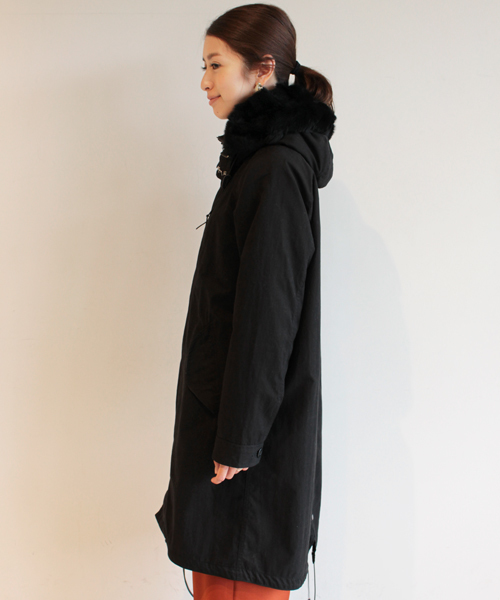 BEAUTY&YOUTH UNITED ARROWS（ビューティーアンドユースユナイテッドアローズ）の「BYBC ∵ラチネフード×ダウンライナー付ミリタリーコート ◆（モッズコート・レディース・ブラック/オリーブ・MEDIUM/SMALL）」の14枚目の写真