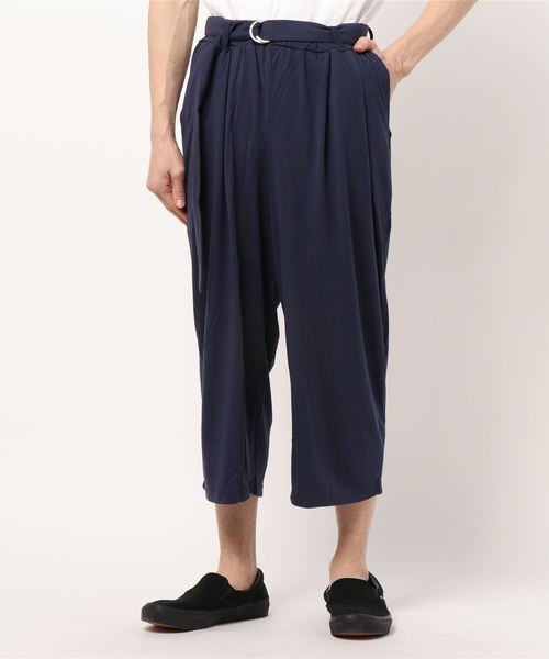 B.I.D.(ビーアイディー)の「《Bl》ワイドパンツ クロップド丈 無地(その他パンツ・レディース・ブラック/ネイビー/マルチ/チャコールグレー・MEDIUM/LARGE)」の1枚目の写真