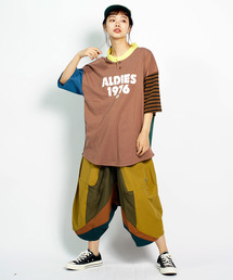 ALDIES（アールディーズ）の「Henley Neck Big Cut / ヘンリーネックビッグカット（Tシャツ/カットソー・レディース）」