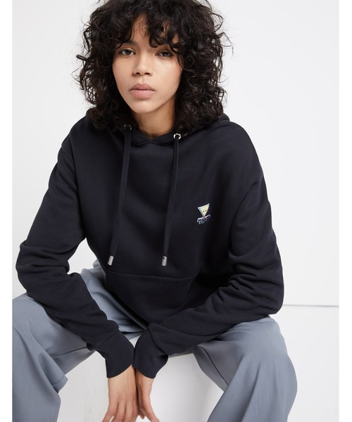 Maison Kitsune（メゾンキツネ）の「HOODIE RAINBOW TRIANGLE FOX 