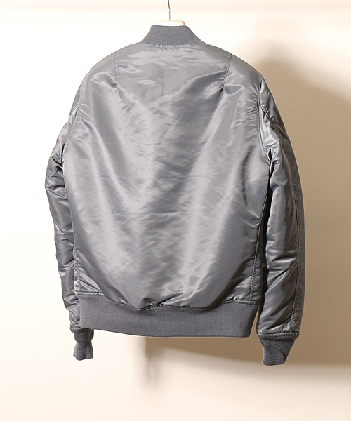 And A（アンドエー）の「MA-1 RIDERS 14 (ALPHA×And A)（ミリタリージャケット・メンズ・ブラック/グレー/カーキ・SMALL/MEDIUM/LARGE）」の7枚目の写真