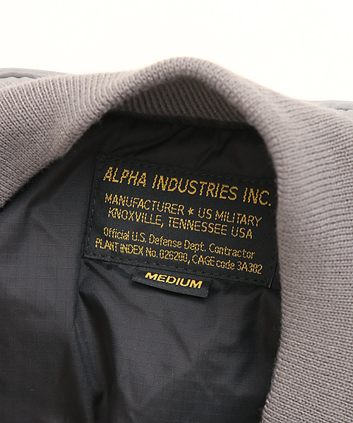 And A（アンドエー）の「MA-1 RIDERS 14 (ALPHA×And A)（ミリタリージャケット・メンズ・ブラック/グレー/カーキ・SMALL/MEDIUM/LARGE）」の18枚目の写真