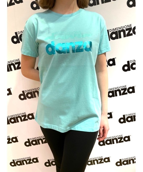 DIMENSIONE danza（ディメンシオーネ ダンツァ）の「フォイルロゴプリントTシャツ（Tシャツ/カットソー・レディース・パープル/スモークピンク/グリーン/ホワイト/ブラック・X-SMALL/MEDIUM/SMALL）」の4枚目の写真
