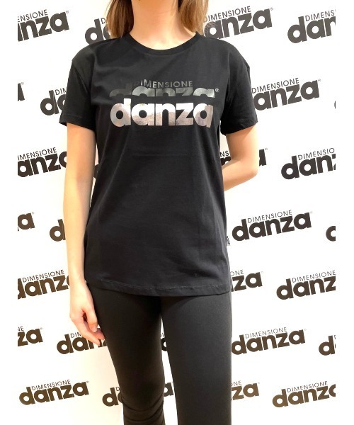 DIMENSIONE danza（ディメンシオーネ ダンツァ）の「フォイルロゴプリントTシャツ（Tシャツ/カットソー・レディース・パープル/スモークピンク/グリーン/ホワイト/ブラック・X-SMALL/MEDIUM/SMALL）」の9枚目の写真