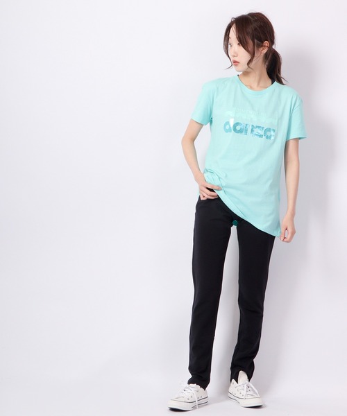 DIMENSIONE danza（ディメンシオーネ ダンツァ）の「フォイルロゴプリントTシャツ（Tシャツ/カットソー・レディース・パープル/スモークピンク/グリーン/ホワイト/ブラック・X-SMALL/MEDIUM/SMALL）」の16枚目の写真