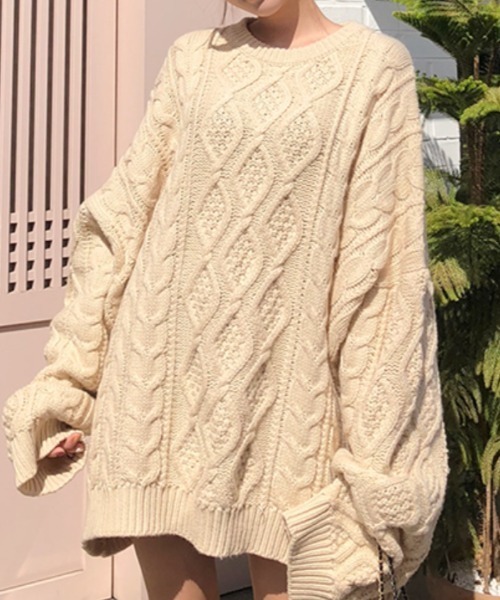 yuue' ( wear )(ユーイ)の「ランダムケーブルオーバーサイズニット / ビッグシルエットニット / ワイドシルエットニット(ニット/セーター・レディース・ベージュ/チャコールグレー・FREE)」の8枚目の写真