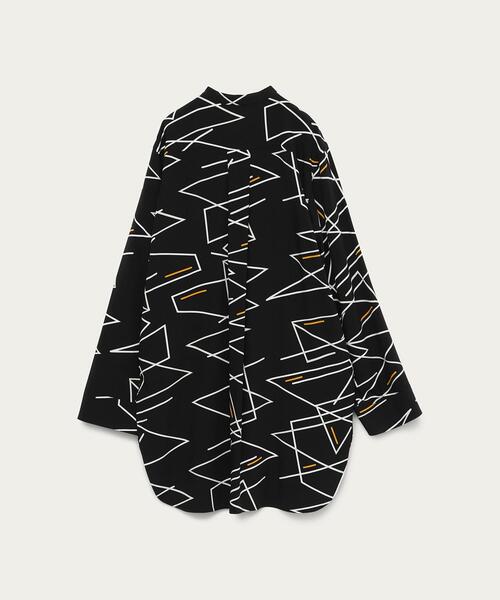 BEAUTY&YOUTH UNITED ARROWS（ビューティーアンドユースユナイテッドアローズ）の「BY∴ ネオンプリントバンドカラーシャツ :（シャツ/ブラウス・レディース・クリーム/ブラック・FREE）」の5枚目の写真